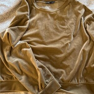 Zara Velvet Blouse in Rich Brown